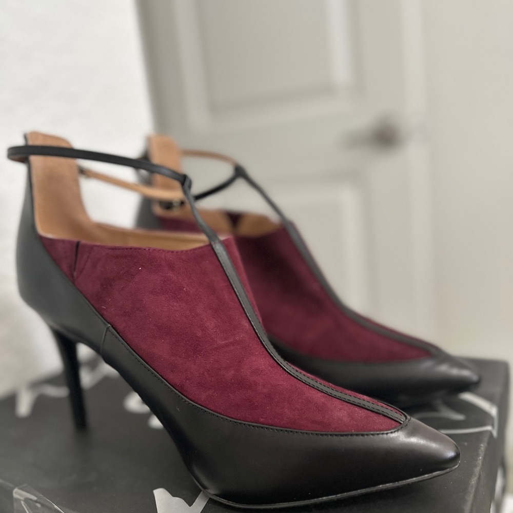 Banana Republic Black and Wine Heels